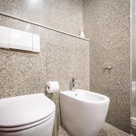 Casa Delle Melagrane D'oro * Turín